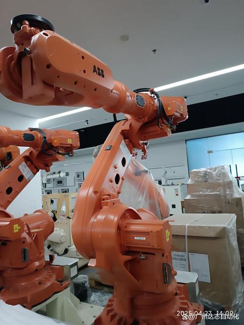 abb 6700 工业机器人:重载精度与耐高温的双重突破